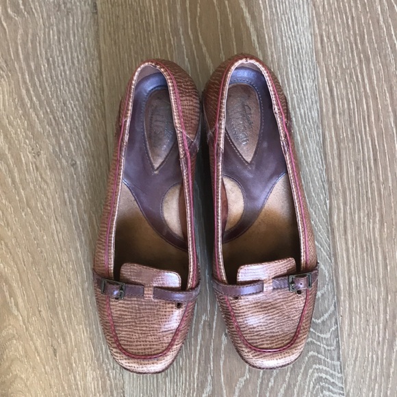 Clarks Artisan leather wedge heels, perfect for fall!  7.5M - Picture 2 of 7